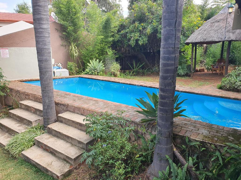 Harties Double Room with Shared Bathroom Non En-suite photo