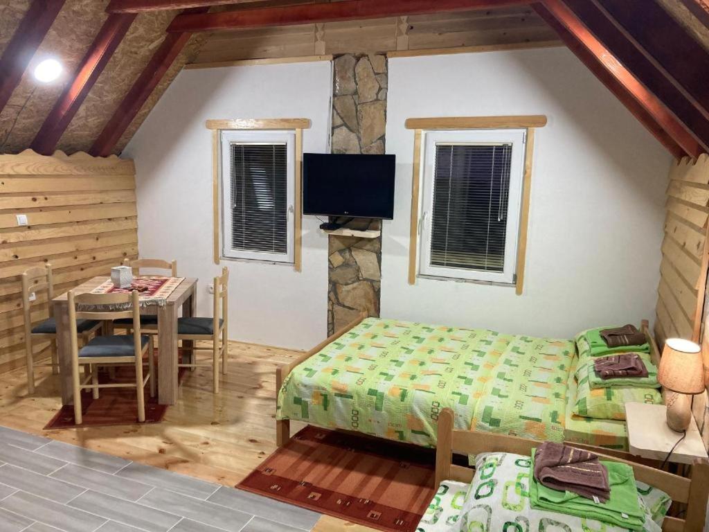 GUEST HOUSE TEA 2 ORGANIC FOOD AND DEGUSTATION TEA - 2