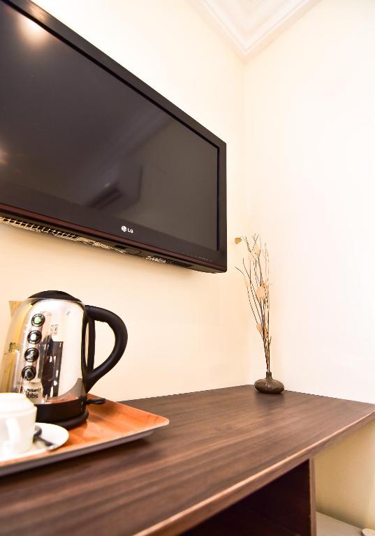Pearl Gate Hotel photo