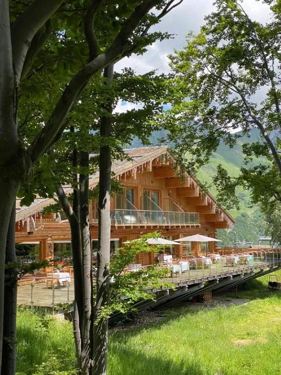 Chalet Morel 1586 Hotel & Spa, hotel in Limone Piemonte
