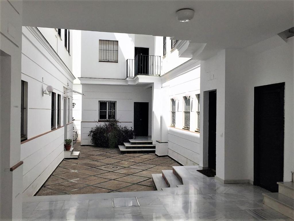Luminoso y amplio apartamento en el centro histórico de Sevilla - 5