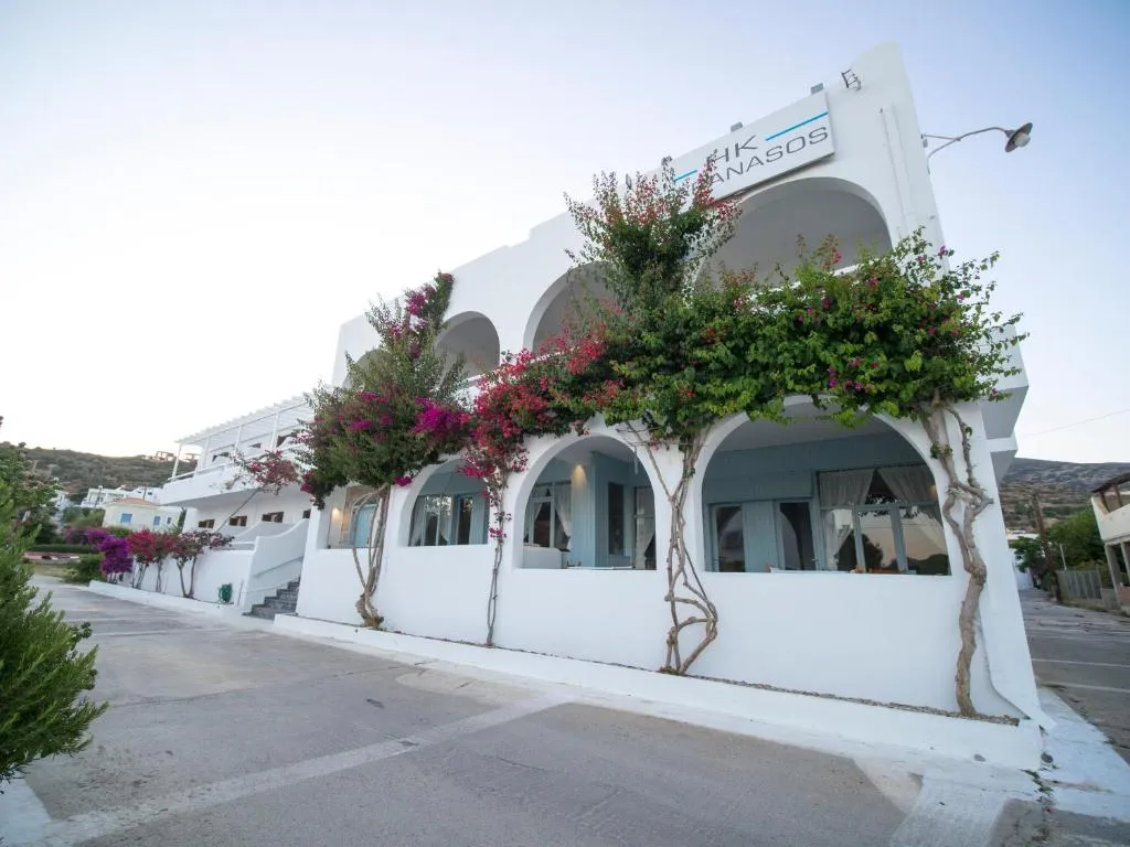Karanasos, hotel en Batsi