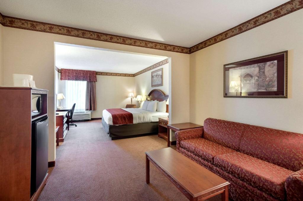 Comfort Inn & Suites Edgewood-Aberdeen Photo 25
