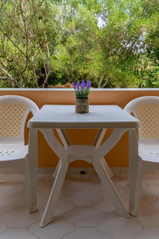 Villa Olive apartments photo
