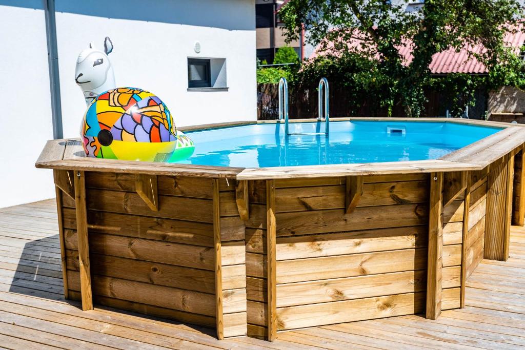 Dom Belona z prywatnym podgrzewanym basen i jacuzzi, Puck