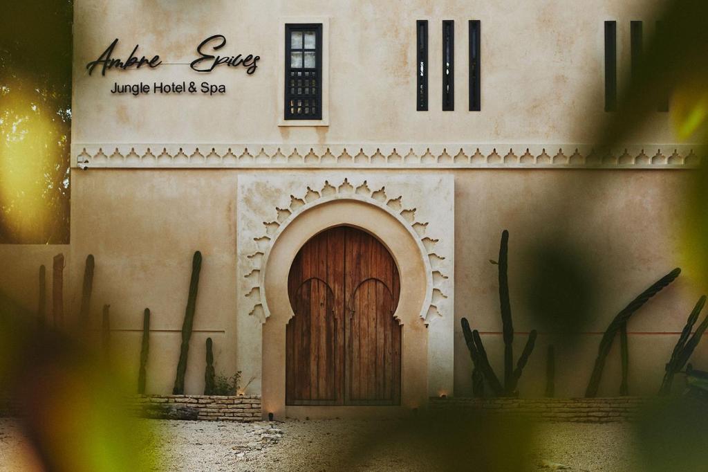 Moroccan vacation home for 16 guests! - 2