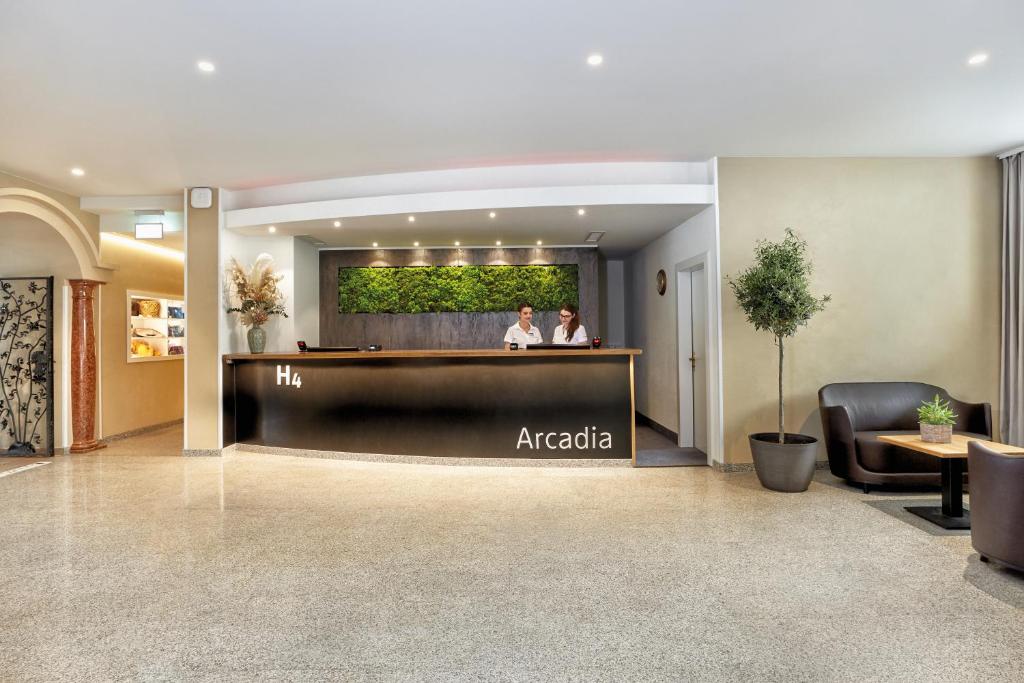 H4 Hotel Arcadia Locarno photo