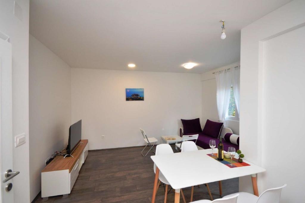 Apartments Nina Tivat - 2