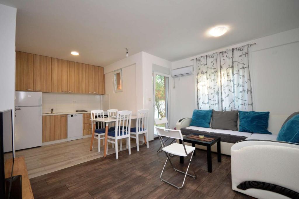 Apartments Nina Tivat - 4