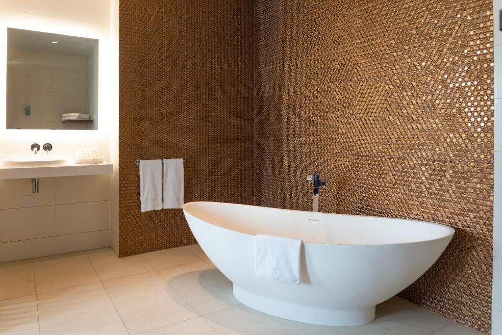 ラディソン ホテル & スイーツ アムステルダム サウス (Radisson Hotel & Suites Amsterdam South) バスルーム（客室）