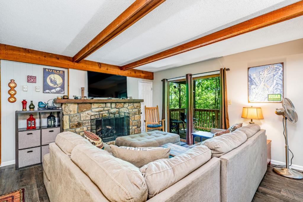 Bee Branch 39, Sugar Mountain