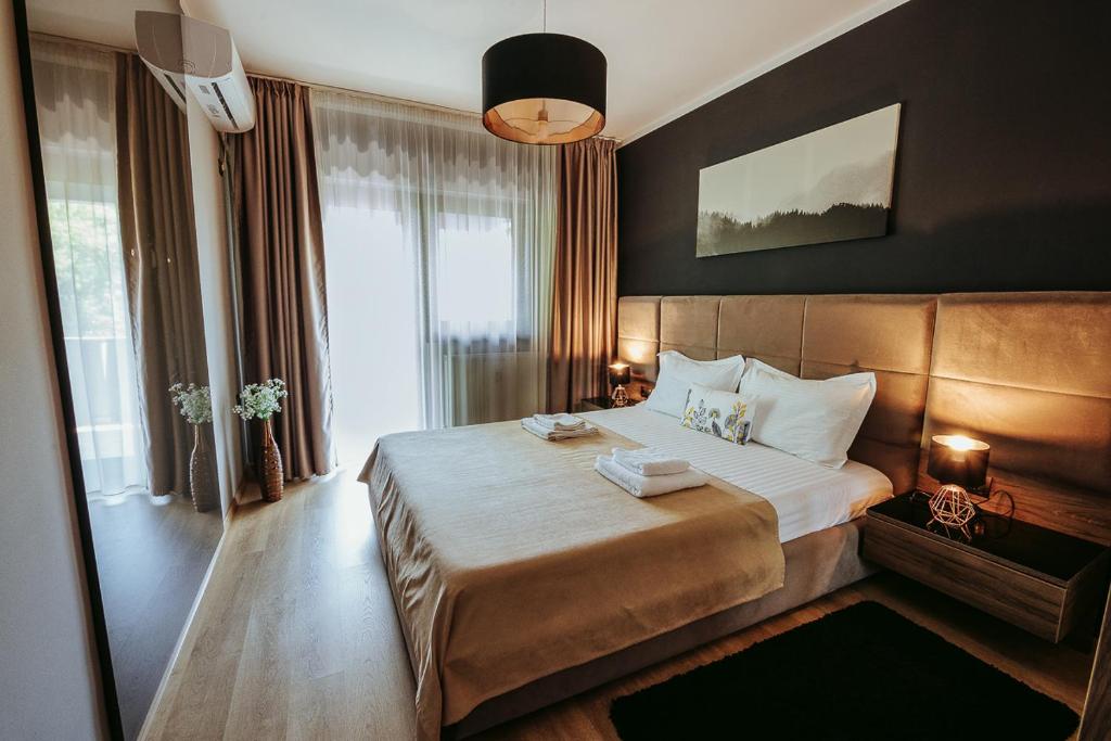 Charlotte Apartment - 2Bedrooms w Parking near Nymphaea — Hotel in Oradea