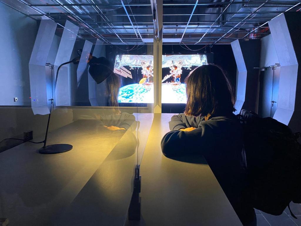 Space Night Capsule Hostel photo
