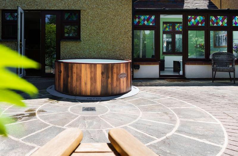 Grove Lodge 정원 및 외관 이미지