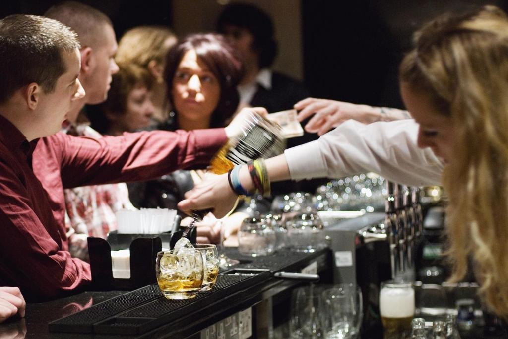 Bar/lounge