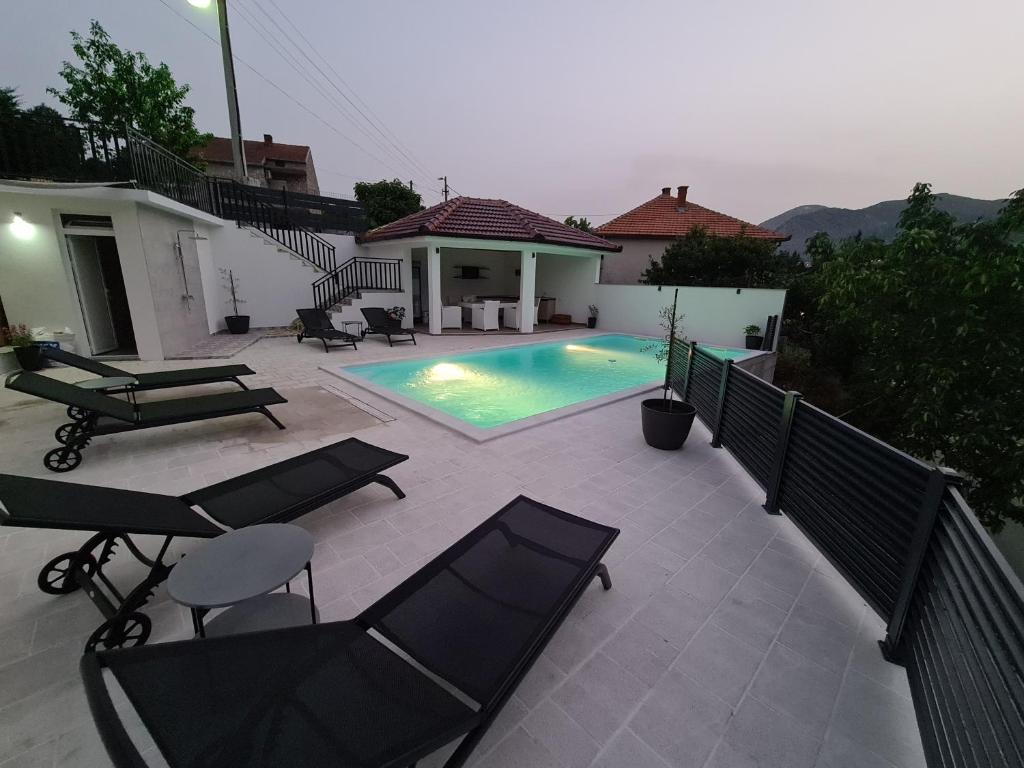 Studio apartmani Milović - 2