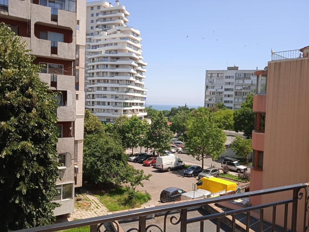 Flora Beach Apartaments, Burgas