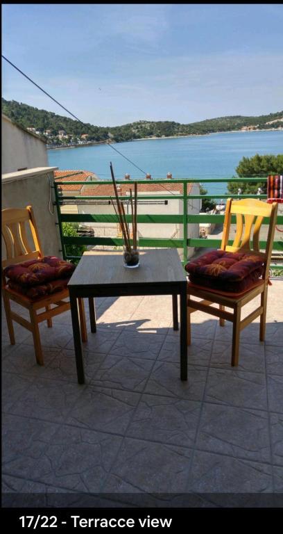 Apartment Josip with beautiful sea view, Tisno