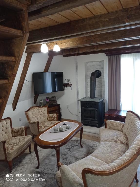 Charming Mountain House Zabljak - 2
