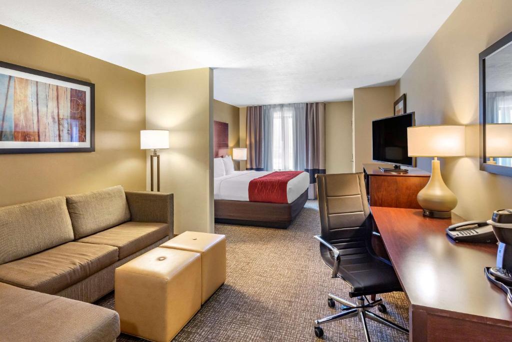 Comfort Inn & Suites Tooele Photo 19