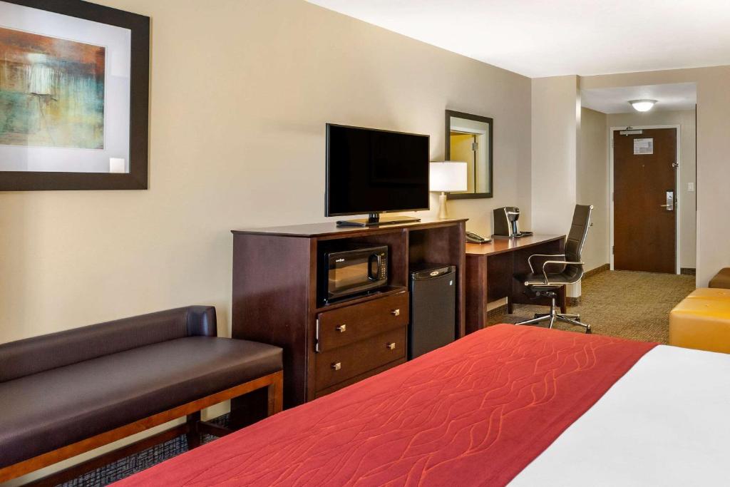Comfort Inn & Suites Tooele Photo 21