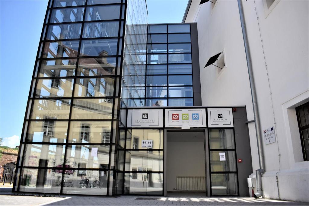 Hi Hostel Stara Pekara Osijek — Hotel in Osijek