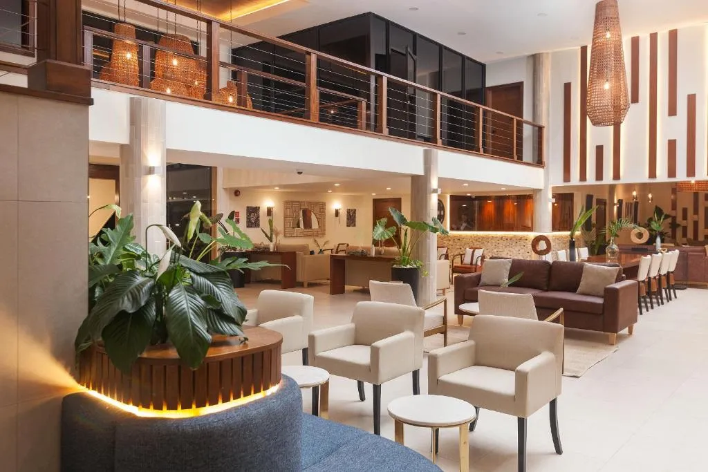 Cara Hotels Trinidad，位于Claxton Bay的酒店