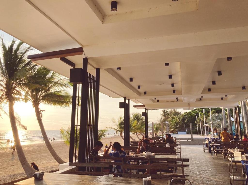 หาดตื่น คลื่นสวย รีสอร์ท (Hadtuen Kluensuay  Resort )