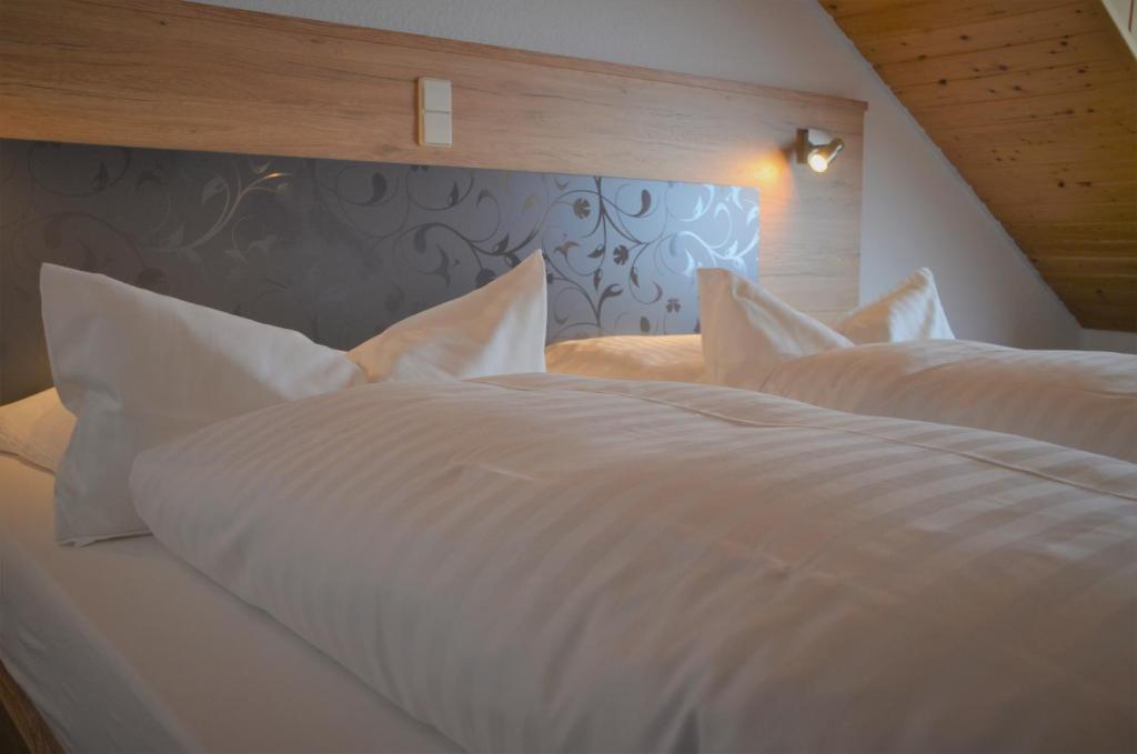 TIPTOP Hotel Hirt — Hotel in Deisslingen