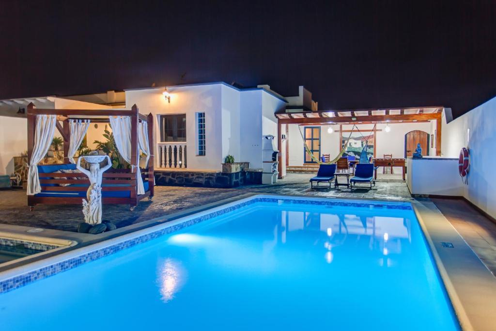 Casa Delfín Playa Blanca 2 dormitorios y piscina - 2