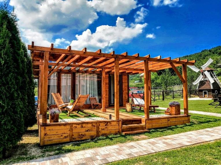 Milosev Konak, Aleksandrovac