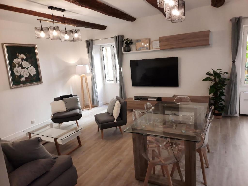 Beautiful Old Town flat, near the beach - 3
