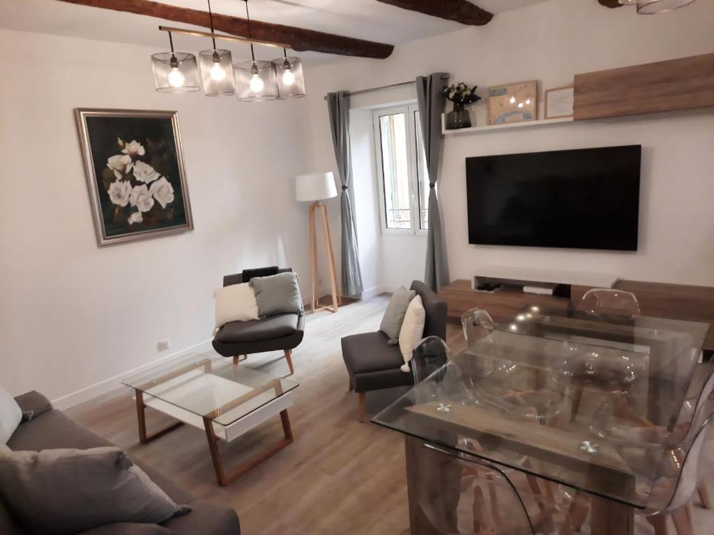 Beautiful Old Town flat, near the beach - 4
