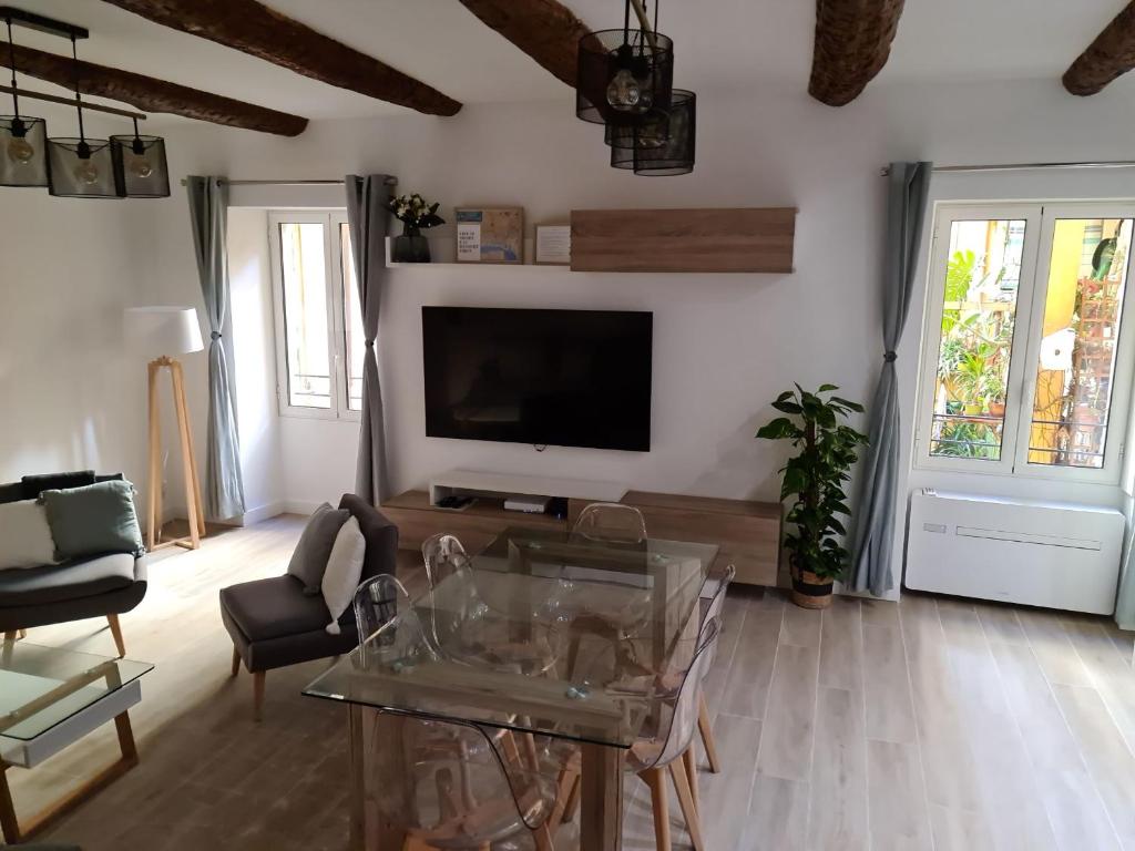 Beautiful Old Town flat, near the beach - 2