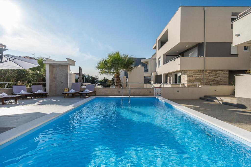 Apartments & Rooms Danivan Pool Villas photo