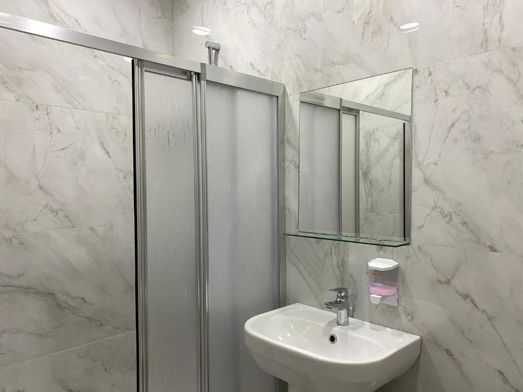 Horizons Hotel Rooms photo