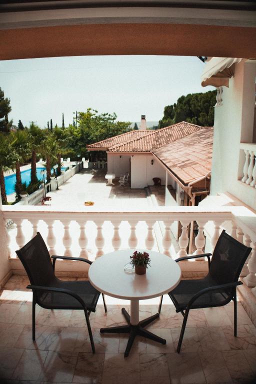 Villa Olympia photo
