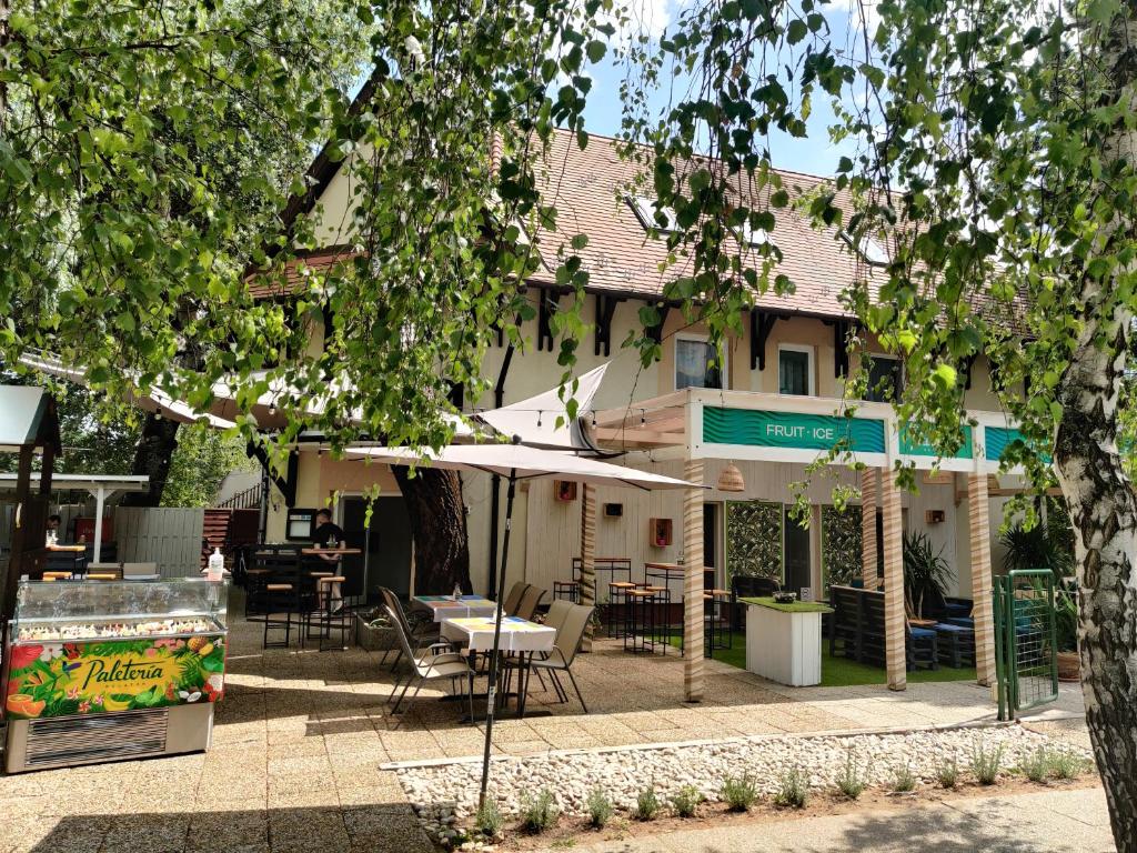 Villa Italia Guest House — Hotel in Siofok