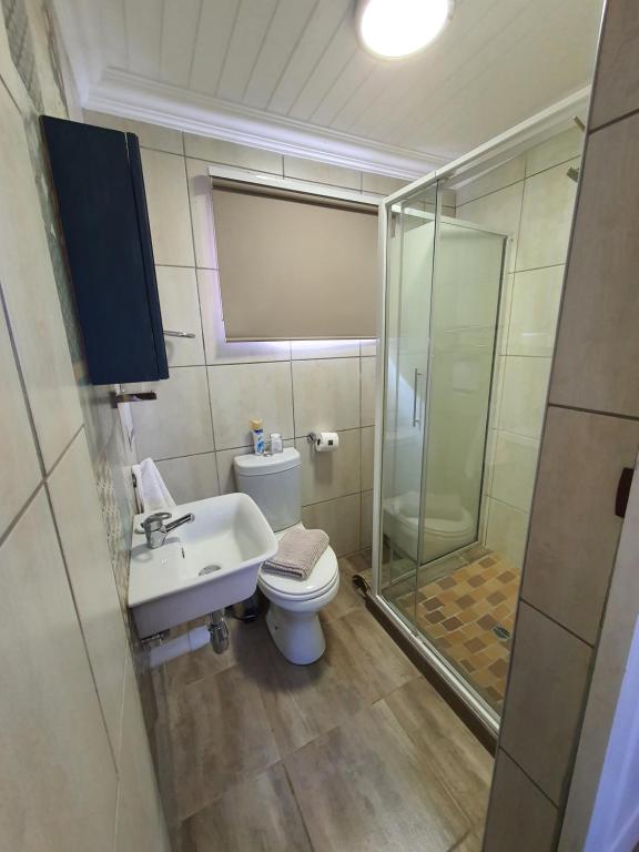 Rustic Forest Guest House photo