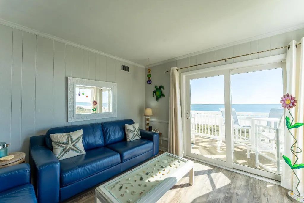 Charming Ocean-view Condo at Ocean Pier 3, Hotel in Myrtle Beach