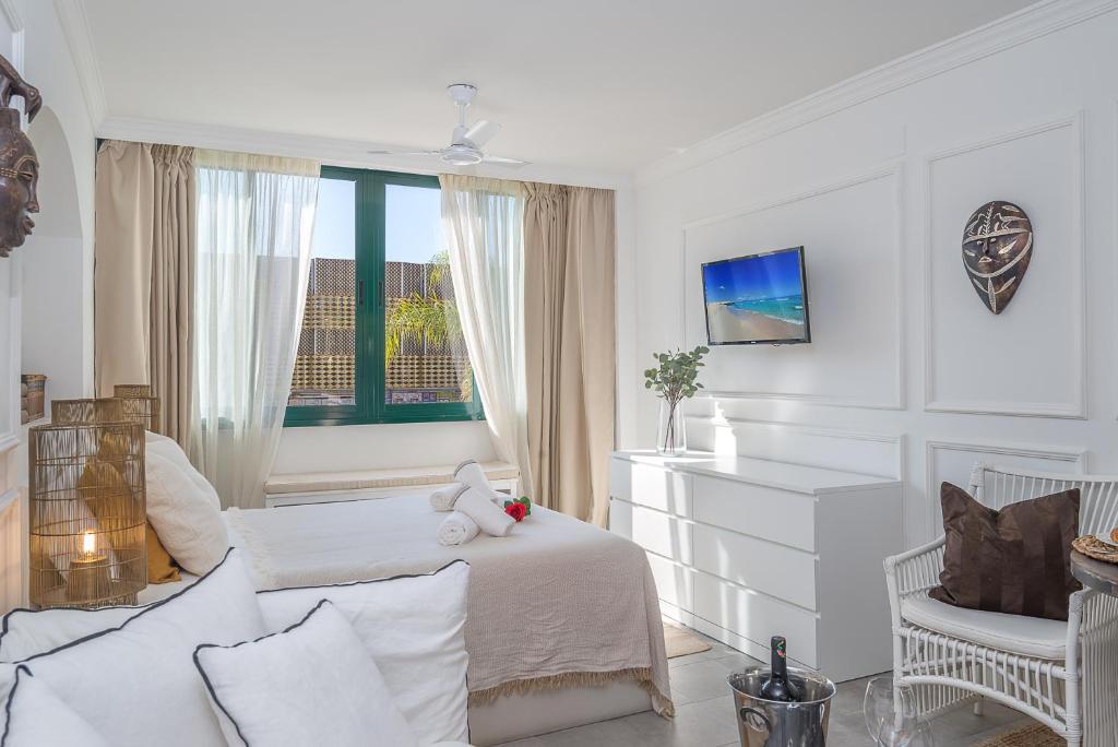 Bianca Chic Studio - Carihuela Beach at 300m - 5