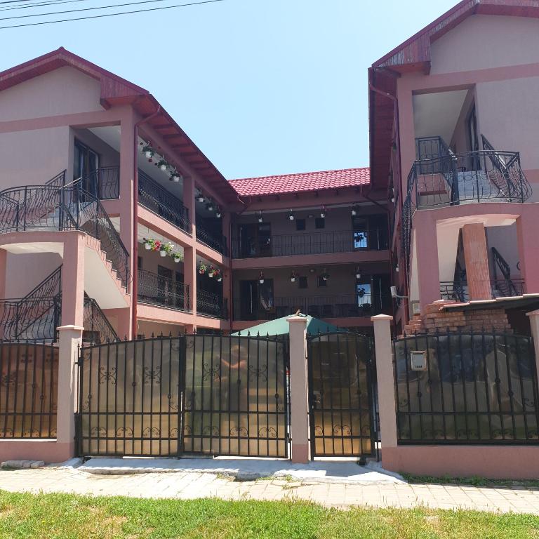 House of Sun — Hotel in Costinesti
