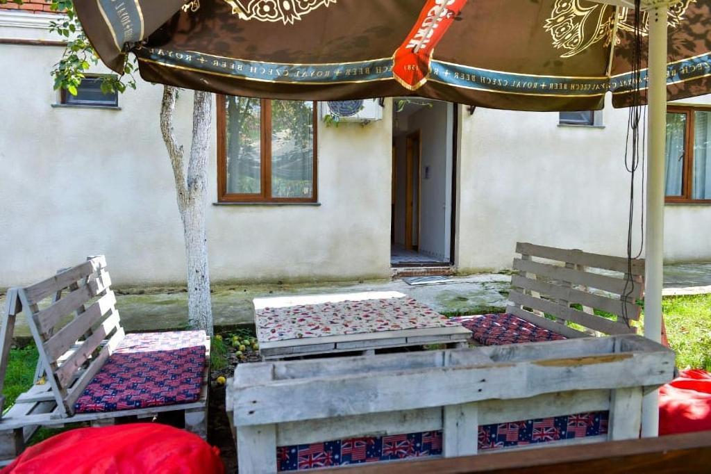 Mebo House photo