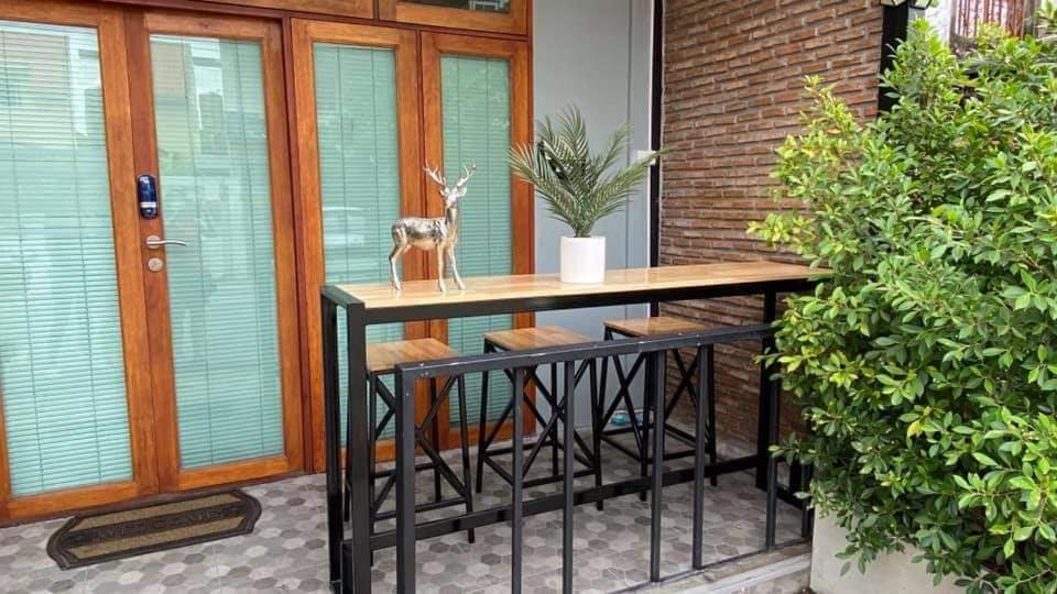Nature Village Hostel — Hotel in Bangkok