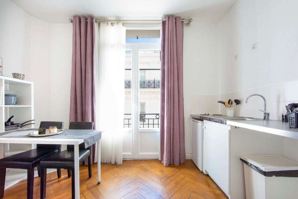 Cosy apartment 27 m2 in rue d'Antibes and Croisette - 2
