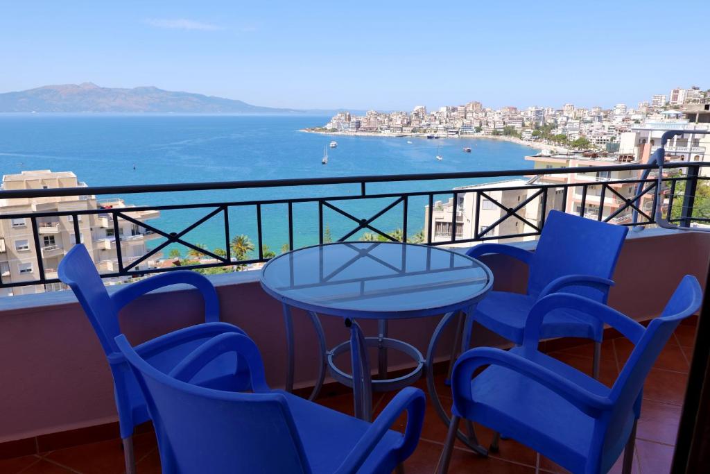 Villa Crystal — Hotel in Saranda