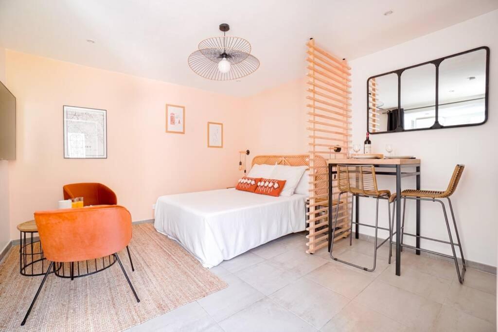 Studio de charme - calme, discret & cosy - 3' RER
