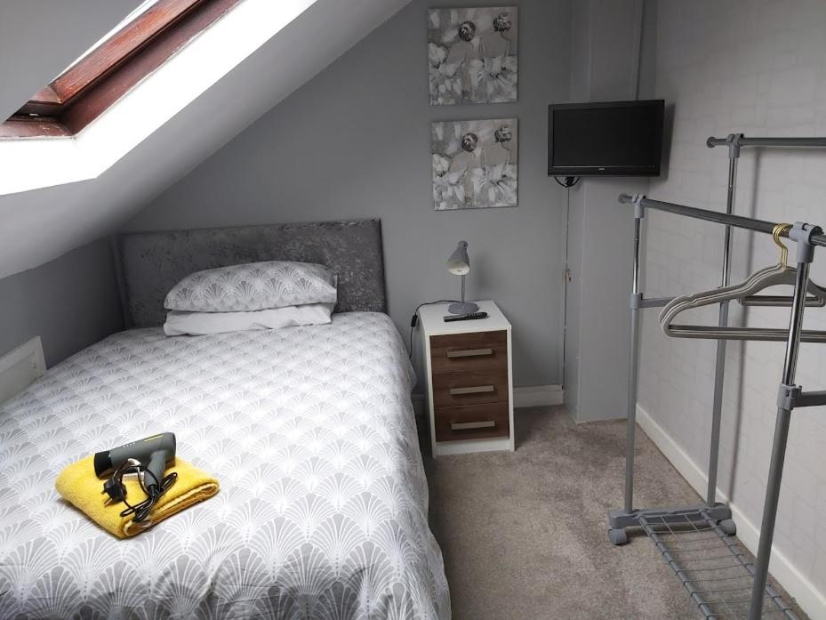 The Vale Apart Hotel photo