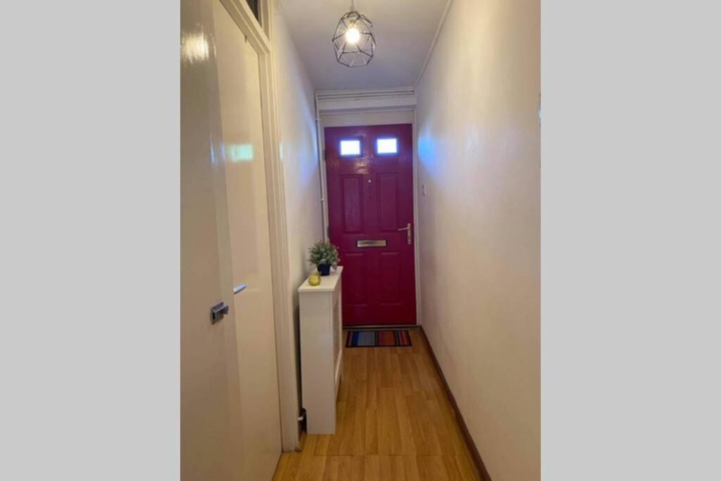 Beautiful Large ROOM in London Flat photo