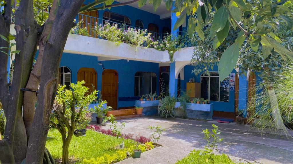 Hotel Posada Don Carlos — Hotel in Panajachel